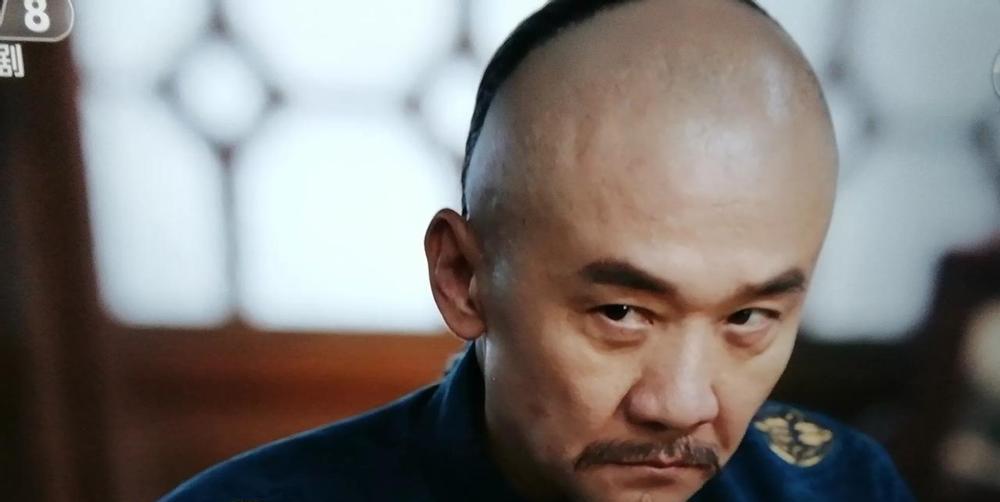 战国七雄用纸张？
《大秦赋》一个错误，逼出广电总局最狠新规。
历史顾问现在要全程