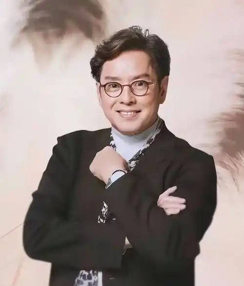 2025年香港TVB无线电视台万千星辉颁奖典礼神秘特邀嘉宾出席中国著名表演艺术家