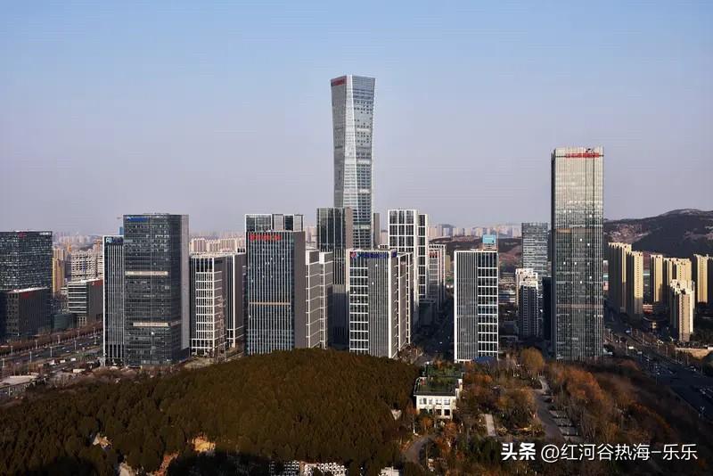 济南近18个月二手房行情深度复盘：改善板块持续缓跌，市场陷入观望博弈

一、两大