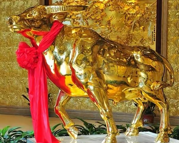 A股黄金板块已深度超跌，主要因素是什么？

——从基本面看，当前黄金股的估值和盈