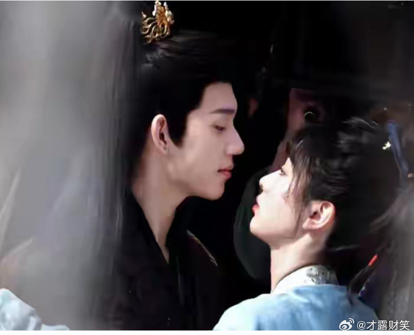 随元青十三娘随元青彻底错把征服欲当深情，樊长玉自始至终只想取他性命！清平县他被扮