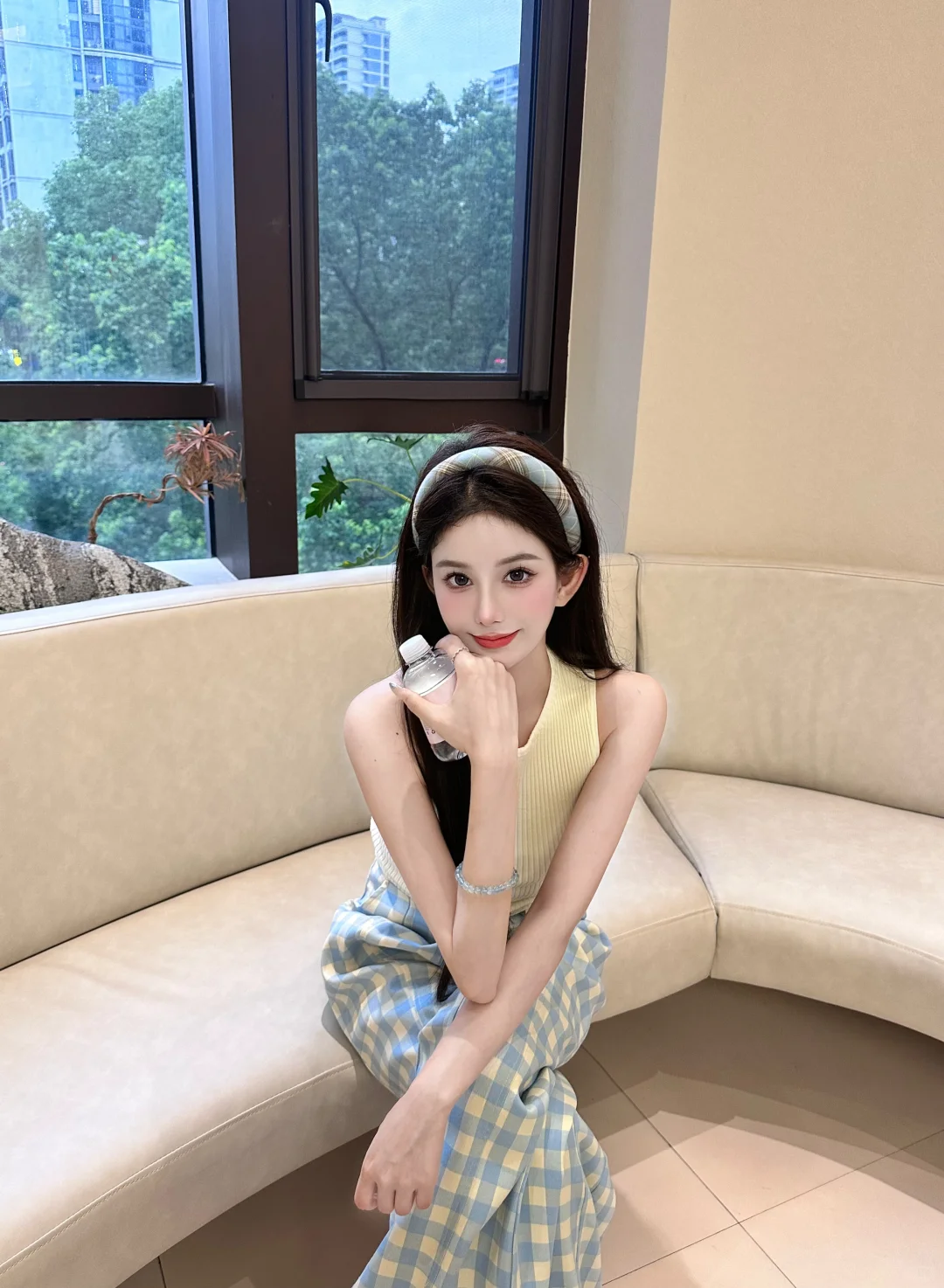 来找美女姐姐玩一下