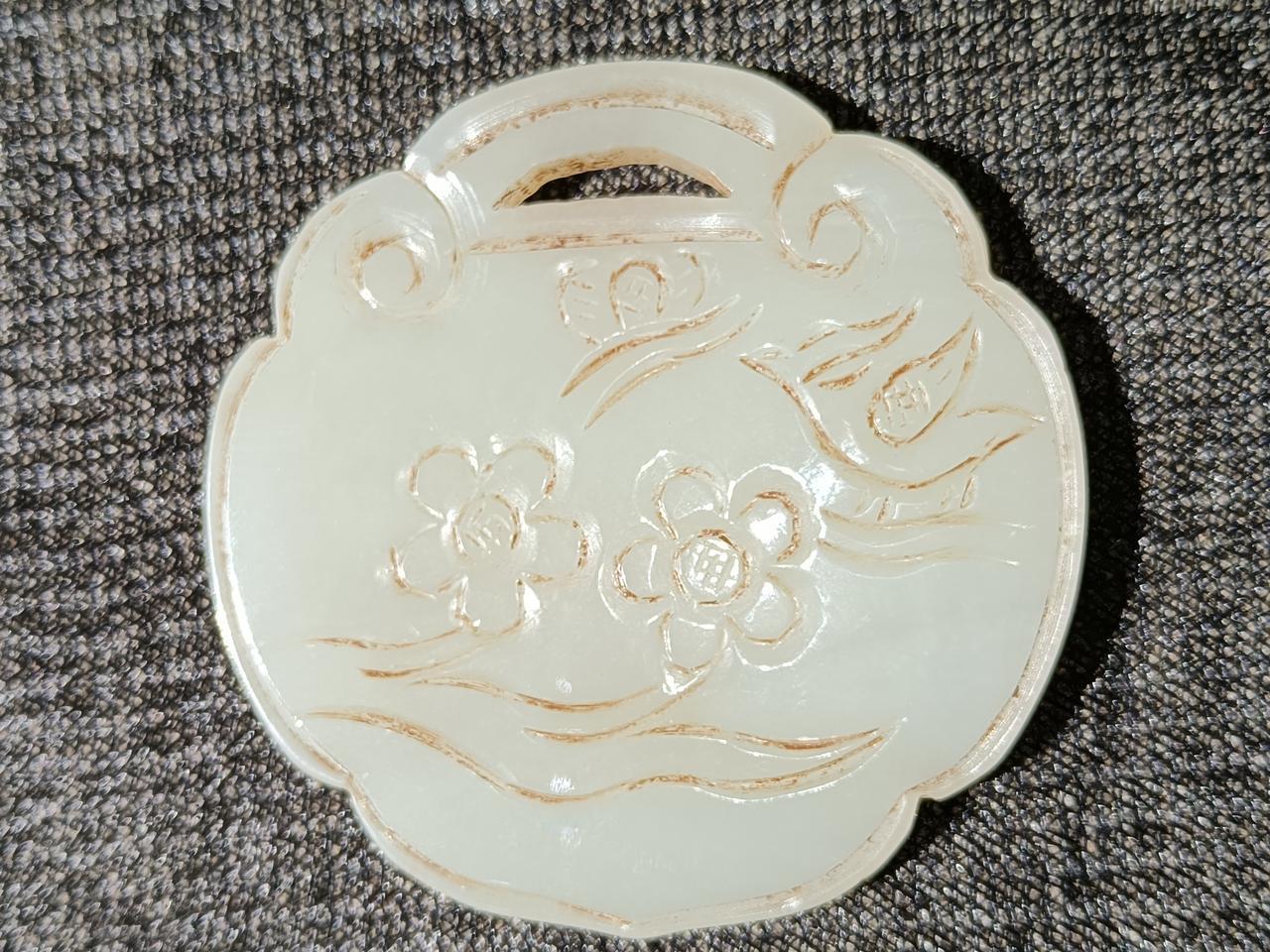 古玩、艺术品升值潜力有多大?古玩艺术品升值潜力巨大：一、是目前大的经济环境不好，