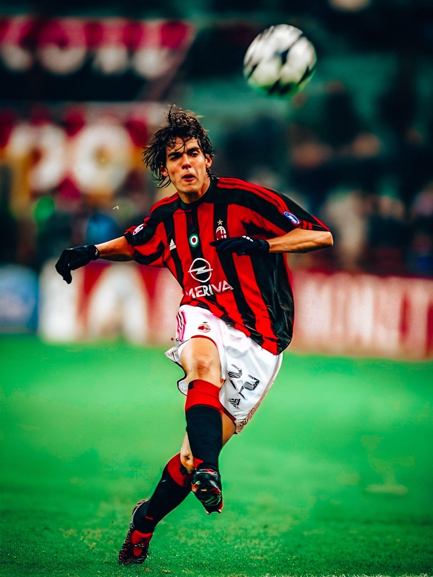 🔴⚫️2️⃣2️⃣AC米兰 卡卡 ​​​