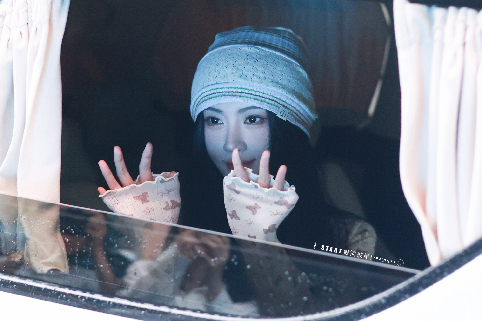 jjy鞠婧祎jjy 鞠婧祎姜黎非“追星路途漫漫，热爱心动不止”  