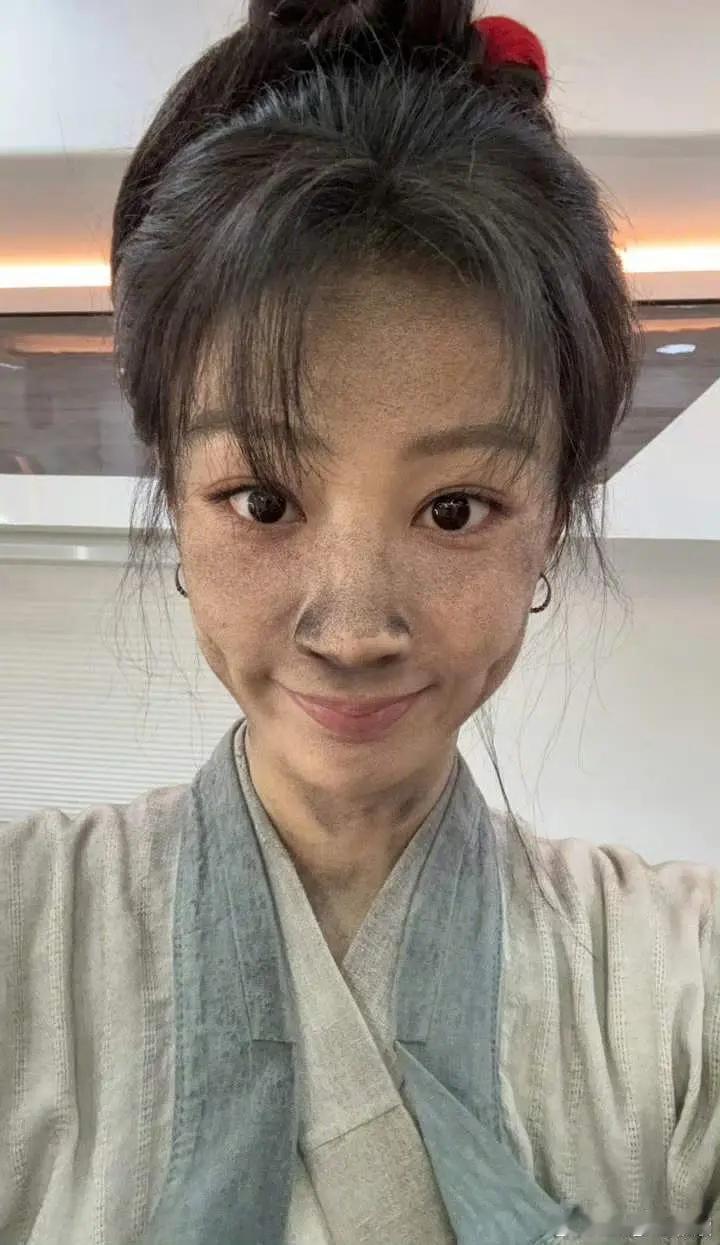 戏里灰头土脸，戏外营销满天飞？ 