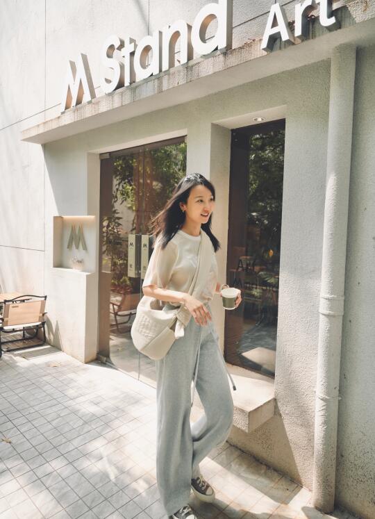 只要还有快递在路上，日子就还有盼头😂