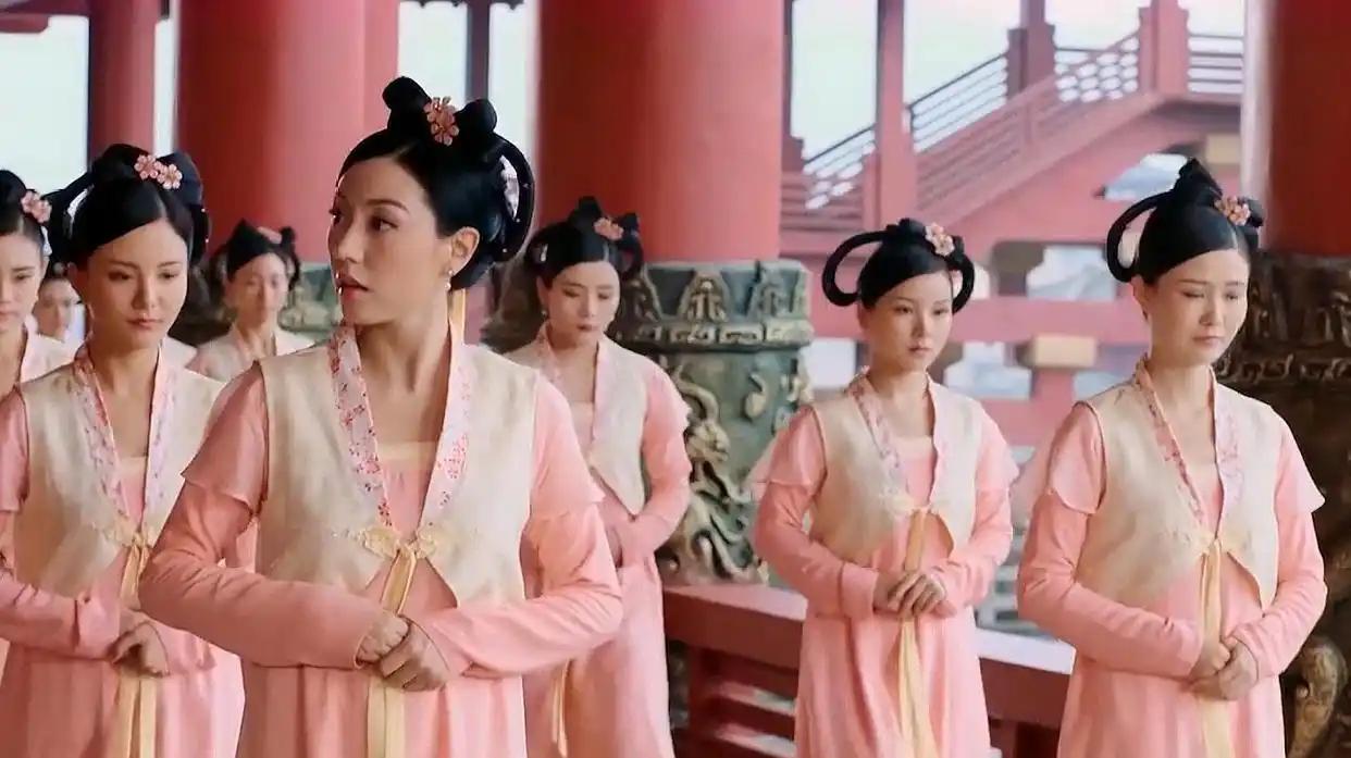 古代太监和宫女通过“祷告”解决生理问题的？“祷告”什么意思？

古代宫里的太监和