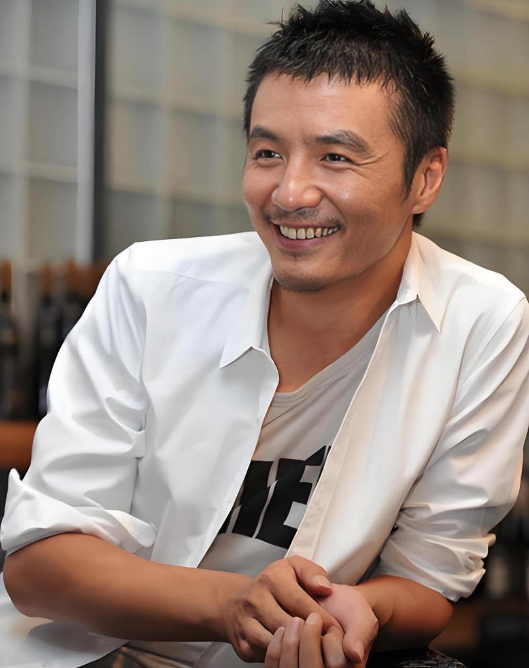 52岁朴树近况：无儿无女，没钱没房，成了要钱不要命的“疯子”
娱乐 明星