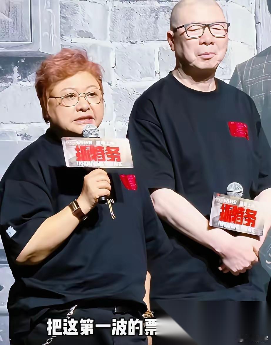 如果世上有后悔药， 最先抢着吃的肯定是冯小刚。 他千不该万不该，不该请韩红为新片