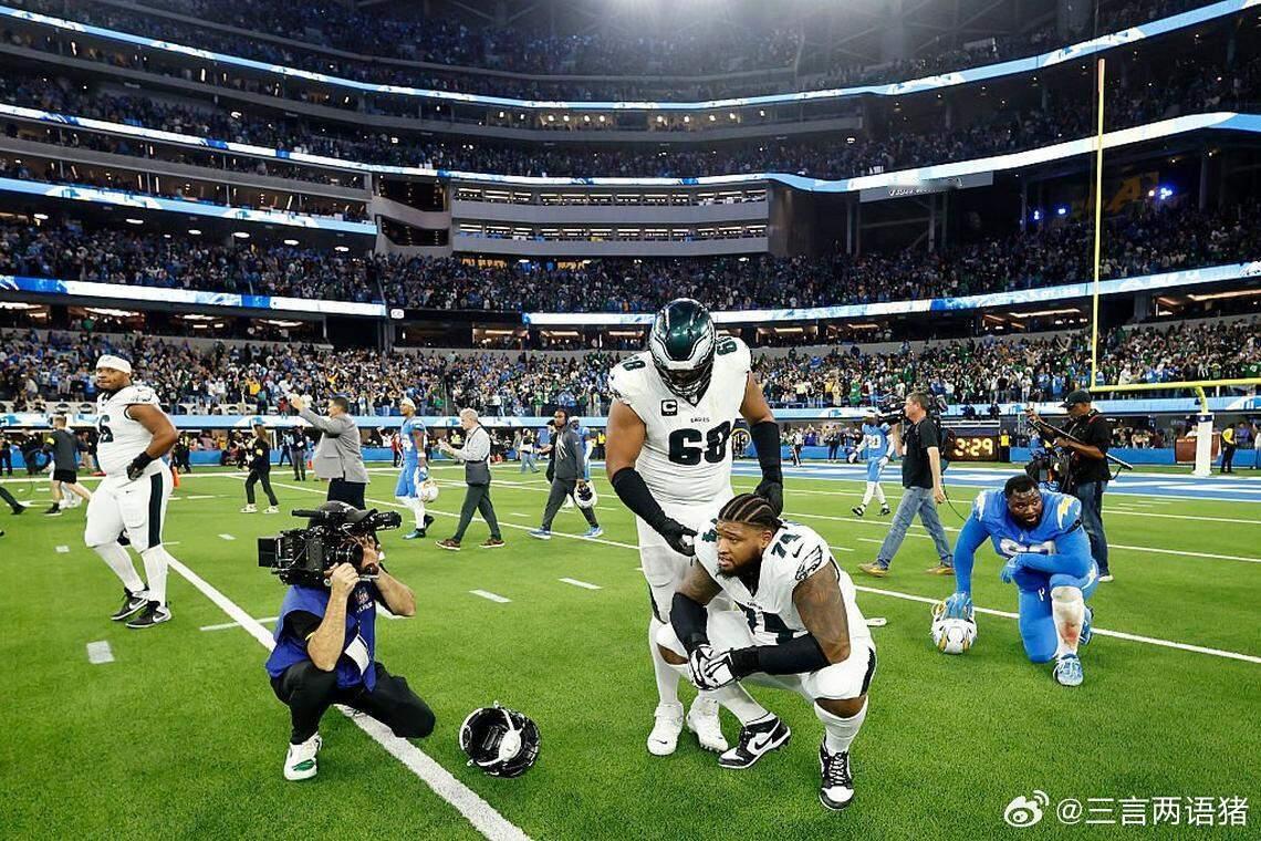 第14周老鹰19：22闪电 