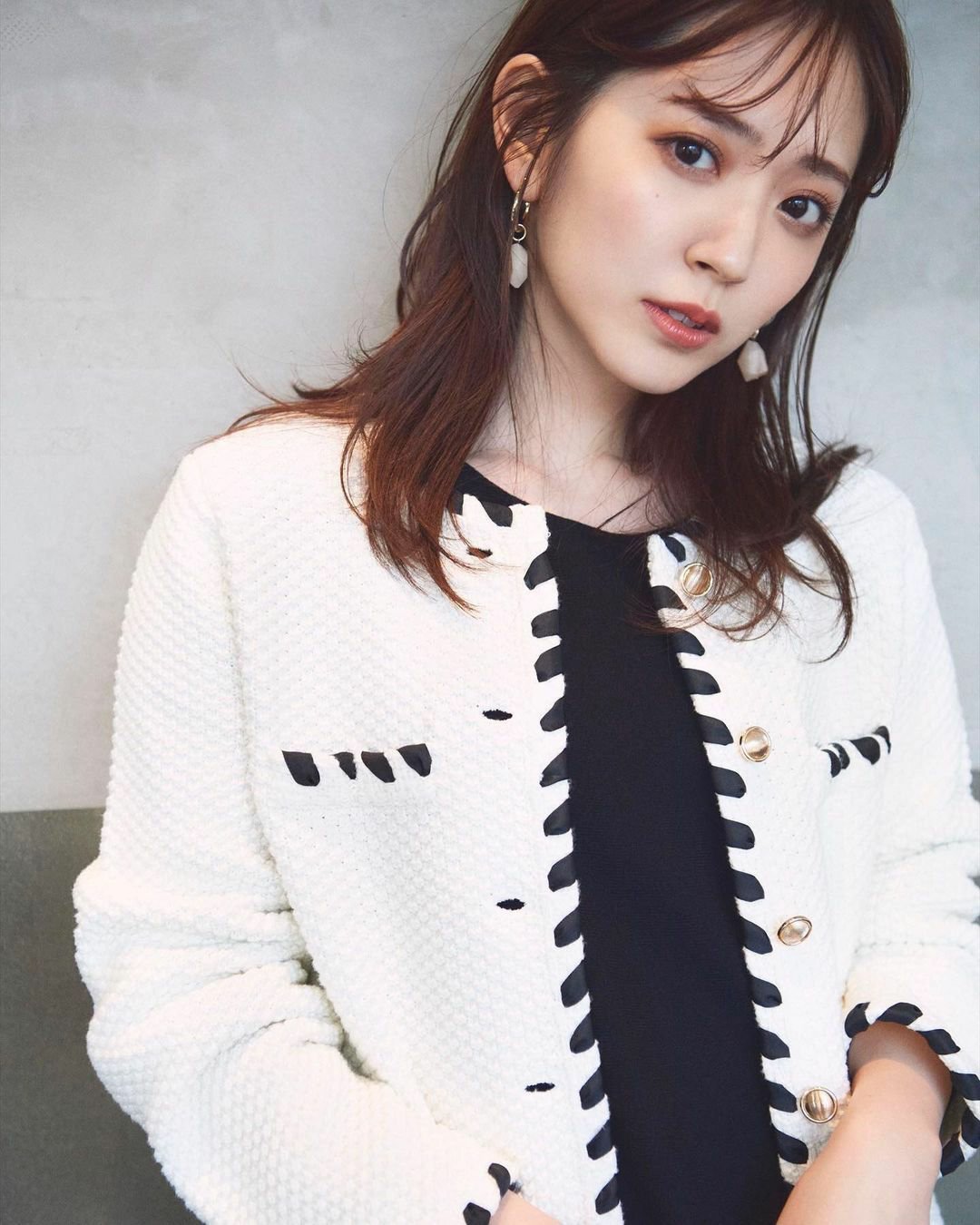 日娱新闻  铃木爱理  铃木爱理 铃木爱理Apuweiser-riche 