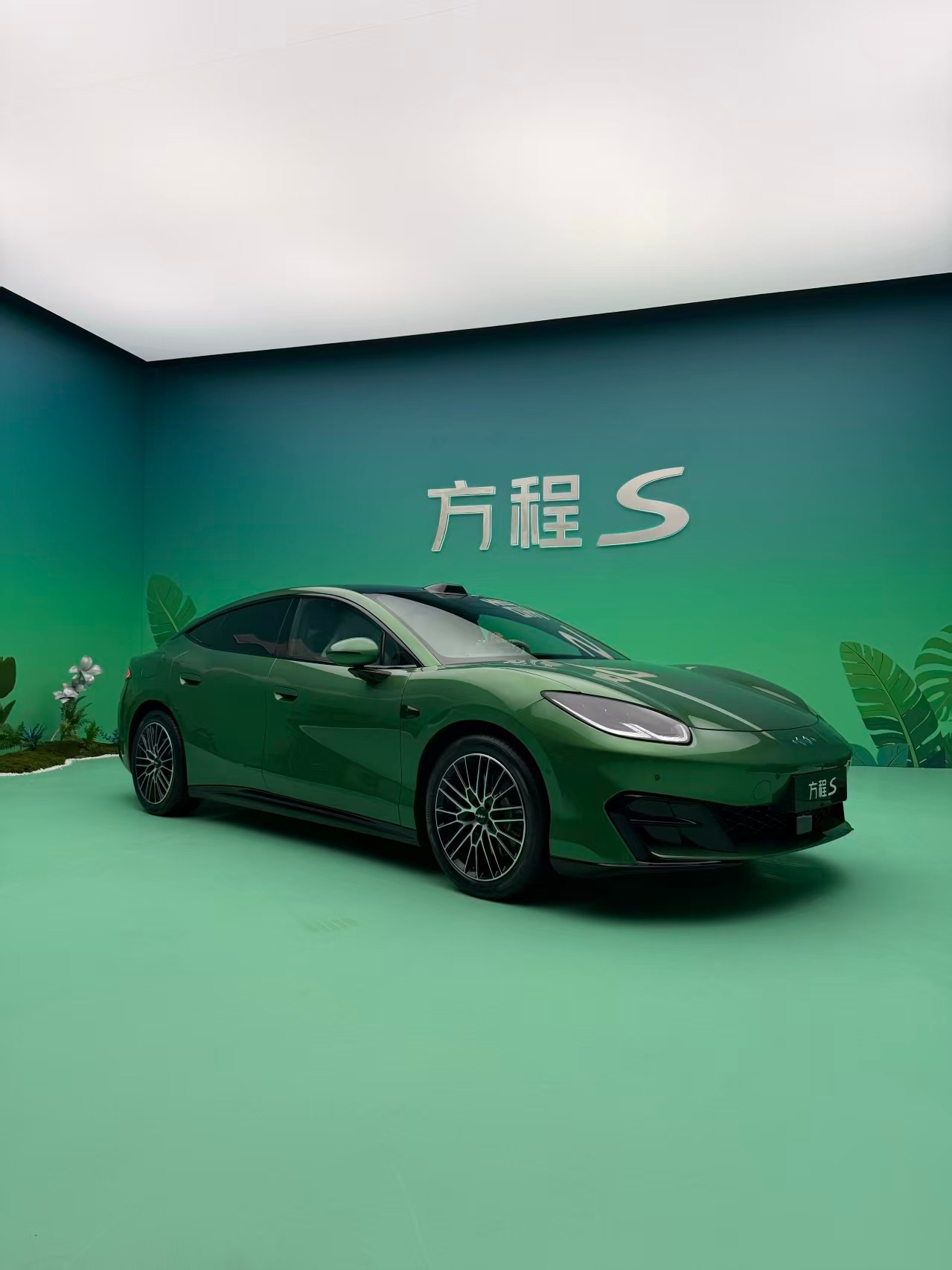 方程S预订价格23～28万元这个价位竞争也是相当激烈啊！要颜值有颜值要性能有性能