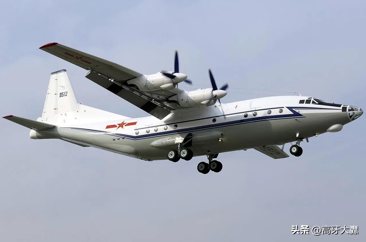 运-8的“尖鼻子”竟来自轰-6

你以为运-8只是安-12的仿制品？错！它的机头