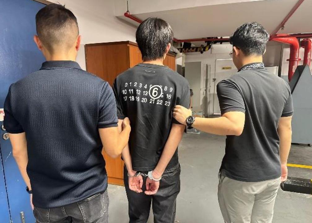 【15人涉嫌充当钱骡 诈骗总金额逾880万元】15名男女涉嫌在各类诈骗案充当钱骡