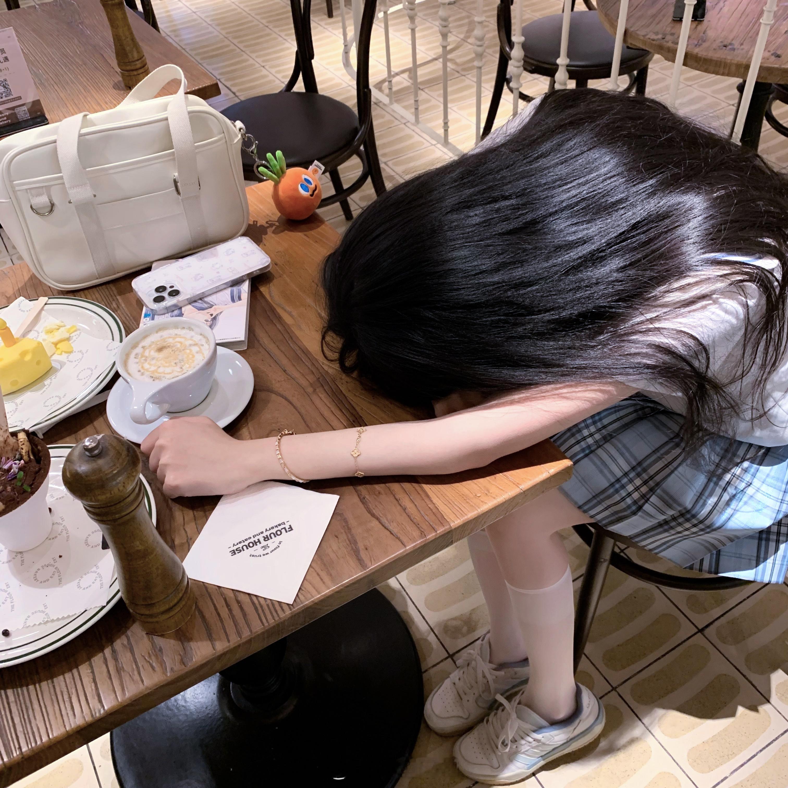 讨厌我的多了去了 但你不可以 因为我在意ᡣ(៸៸᳐⁃⩊⁃) ​​​