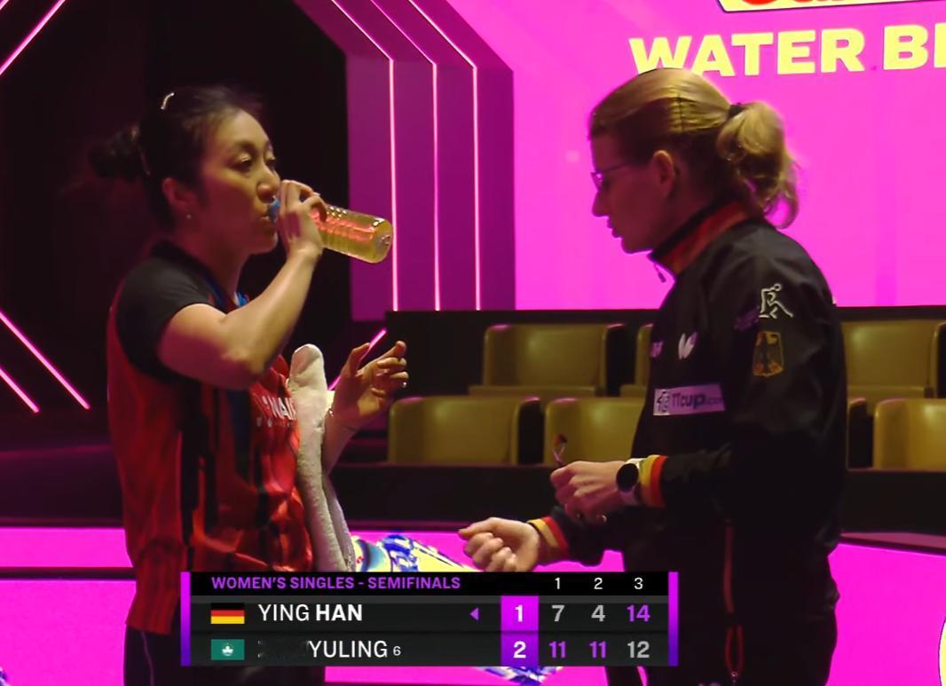 我去！韩莹后劲太大了，
前两局朱雨玲稳稳的胜了，

第三局也是10:7拿到局点，