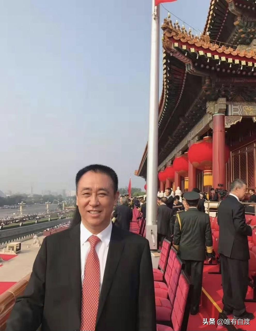 大家都在千夫所指许家印罪该万死！
那么，怎么就不深思一下，许家印为啥能够呼风唤雨