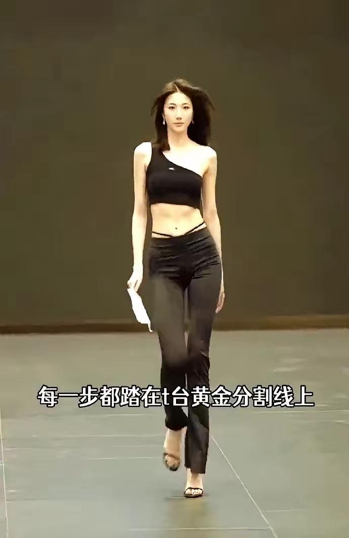 娱乐圈刮起了培养女儿的风，刘涛这是要学小沈阳吗？财阀小沈阳培养女儿出道的热度还没