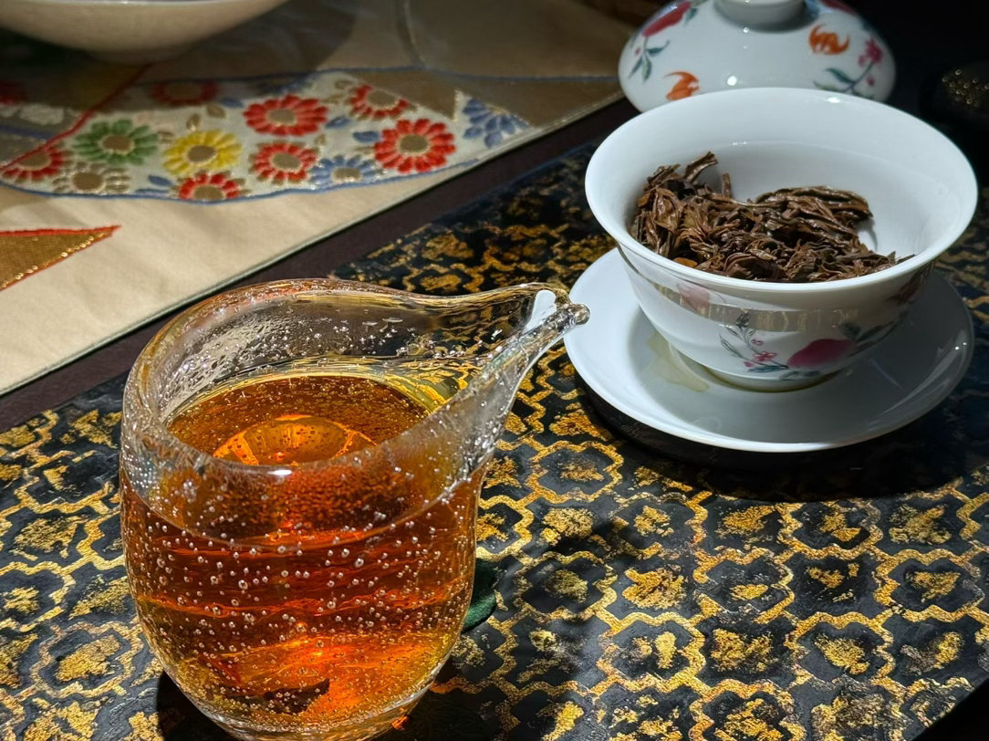 茶道[超话]  常听人说：有人请你喝茶，一定是你人生中的贵人。深耕茶事，久居茶席