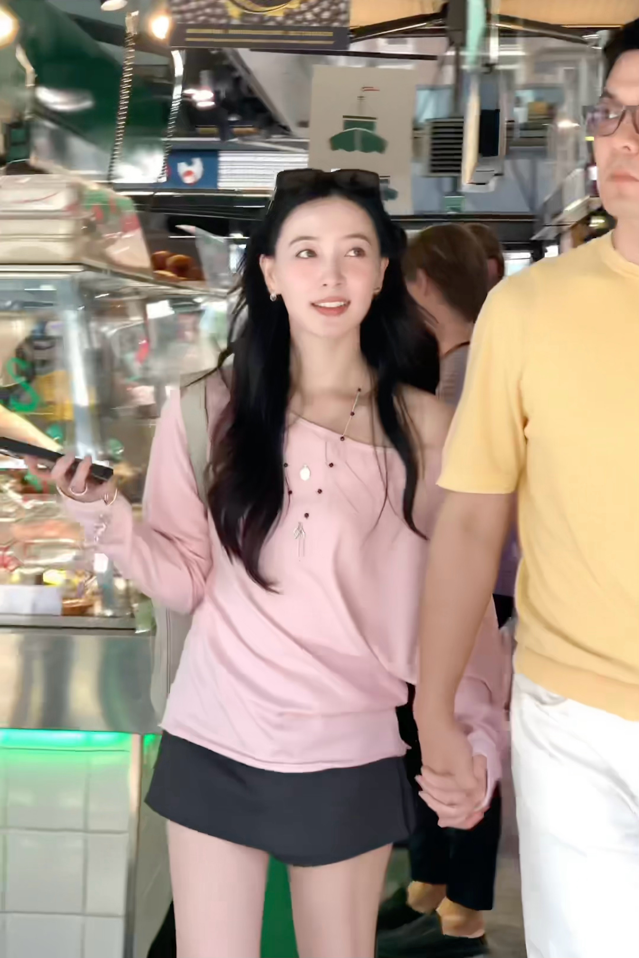 我又来啦～✌🏻周末快乐！！🦪评论300请1位小姐妹吃饭吧 