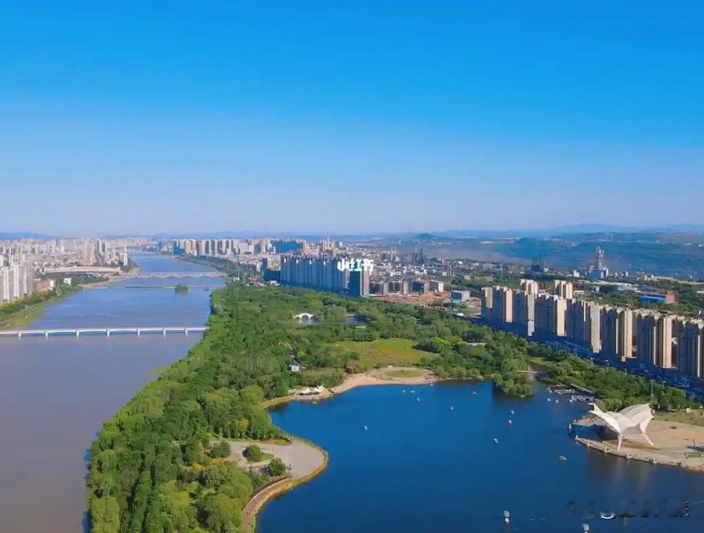 用一天的时间走三个免费景区，这条旅行攻略一定要收藏好！

今天我们要走三个免费景