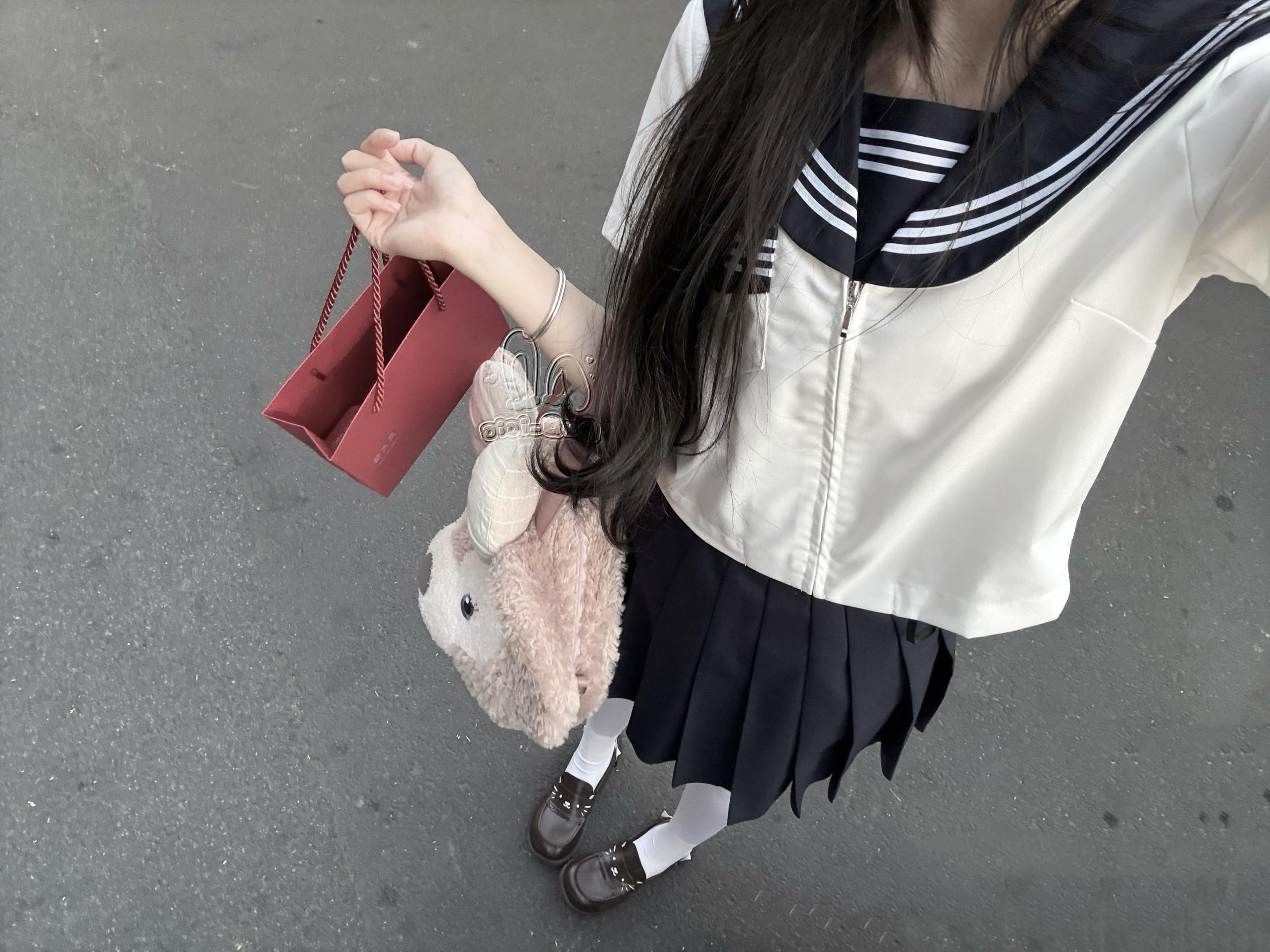 人都是会变的 是我不愿意接受