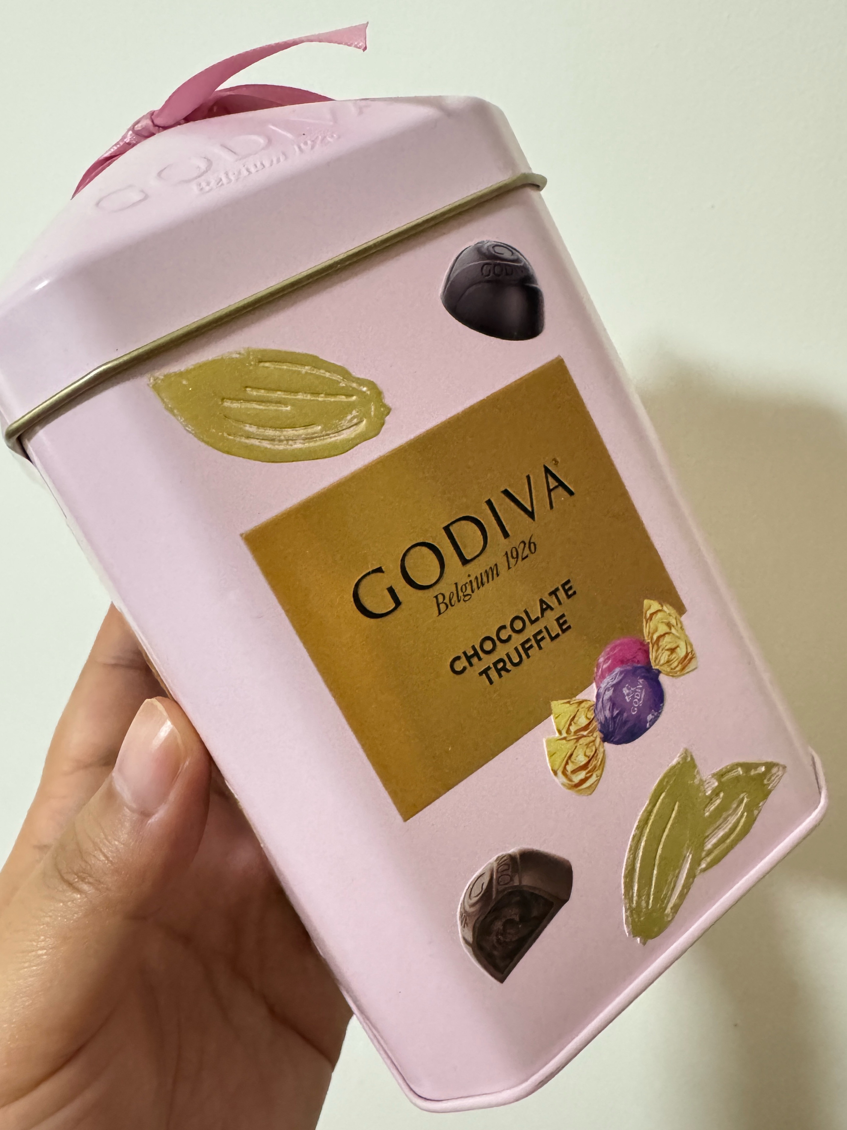 评论抽个宝宝吃巧克力🍫㊗️大家每天都开开心心顺顺利利～ ​​​