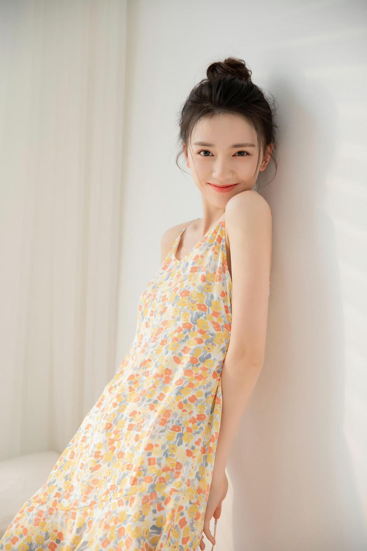 阳光天真女孩自拍分享（9.7分）