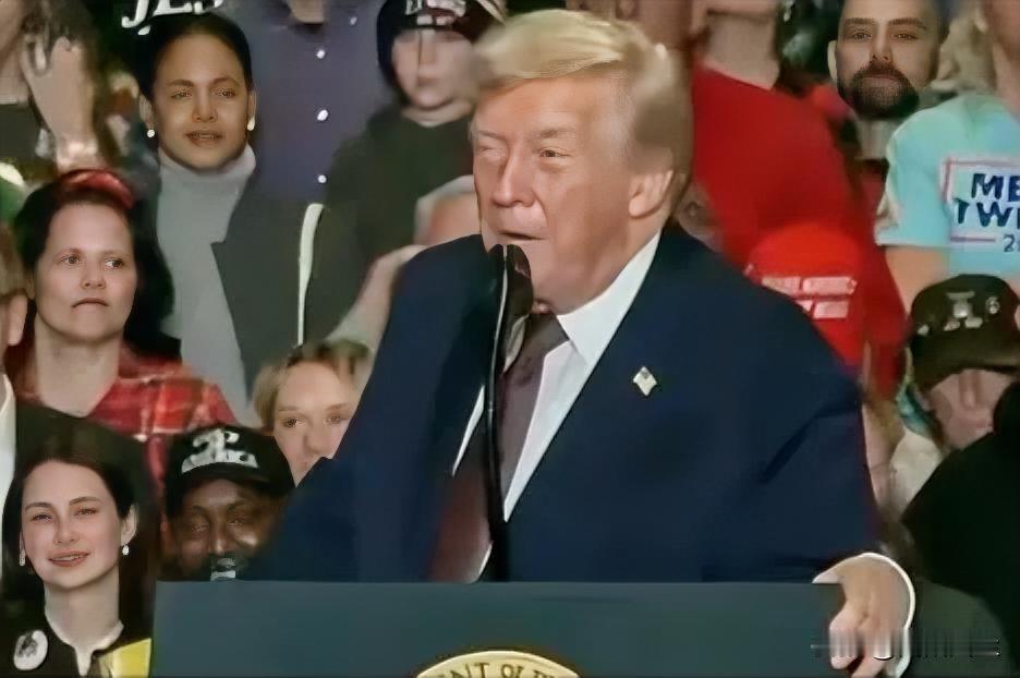 特朗普谈2016年和2024年竞选，哪个更好:“2816年意义非凡，击败希拉里很