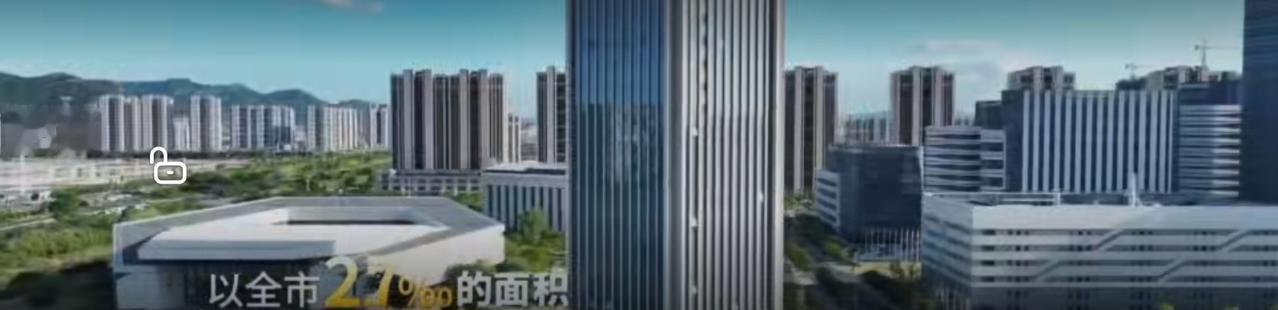 江苏自贸试验区以仅占全市万分之二的面积，创造出亮眼的经济价值。片区内现代化楼宇与