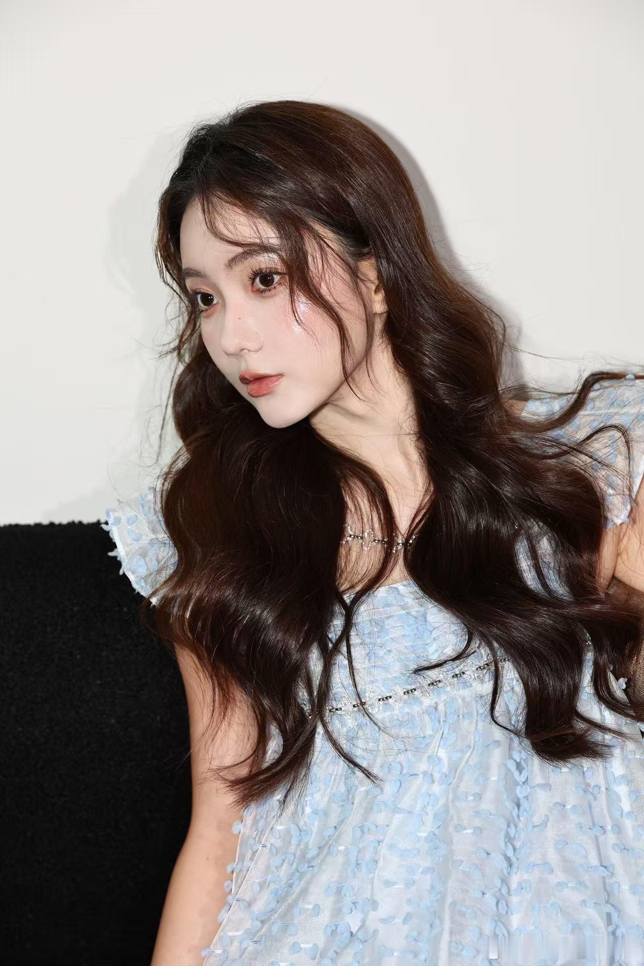 化了一个很漂亮的水光肌韩韩妆 [吹风车]橙心分享 ​​​