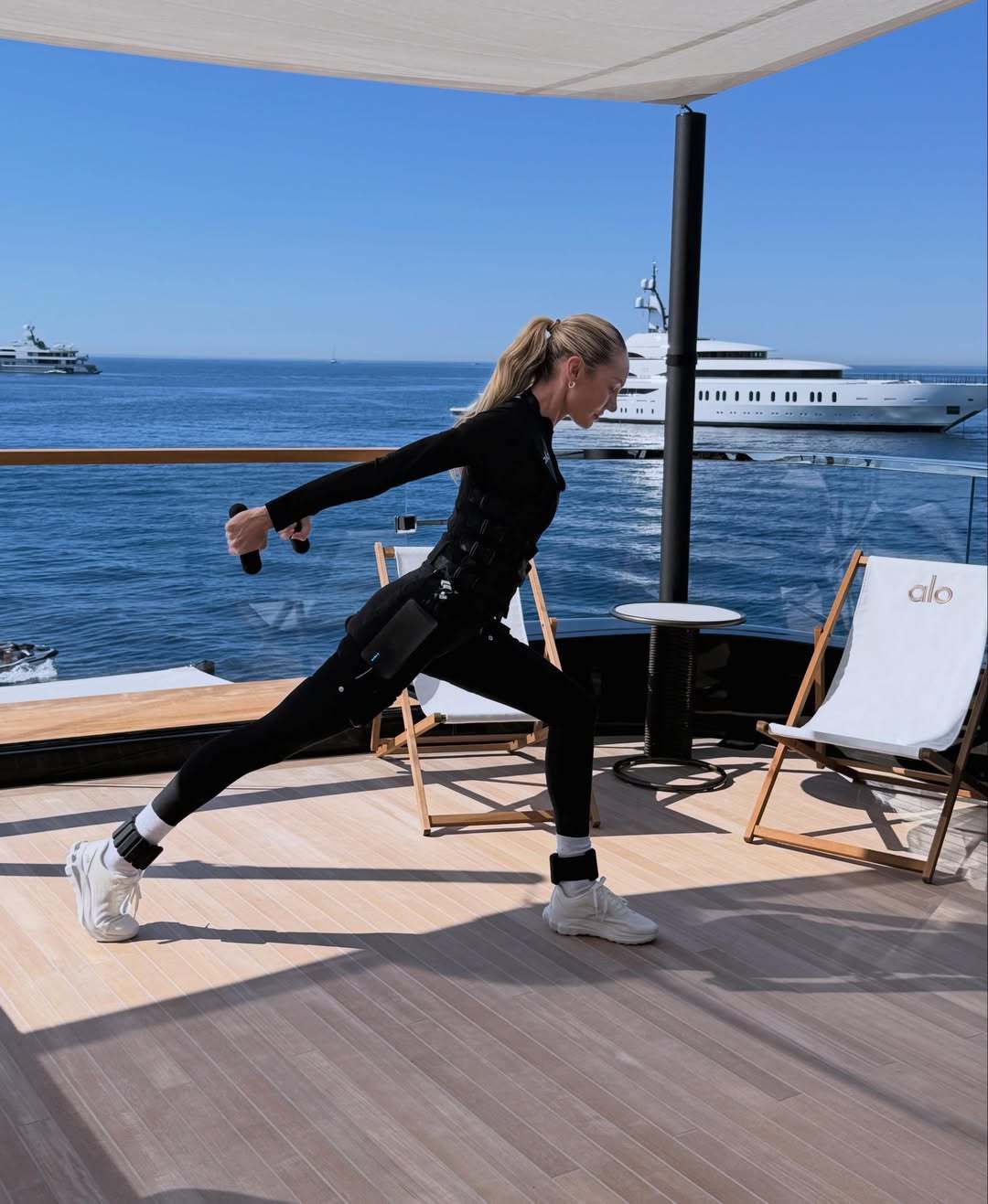 alo cruise🚢☀️🧘♀️Candice Swanepoel. 