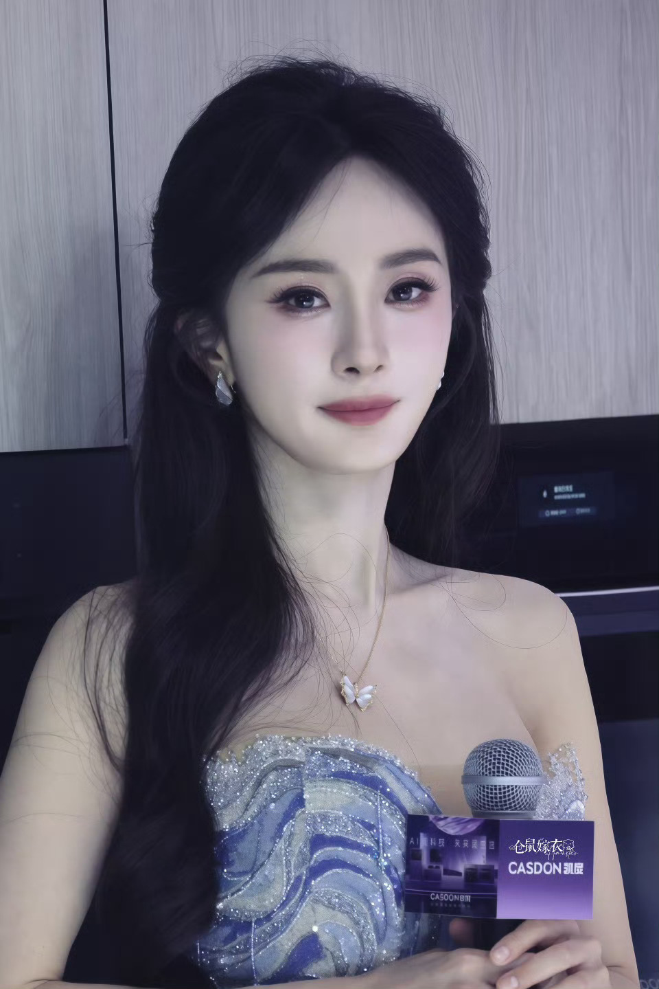 晚上好呀bb们 