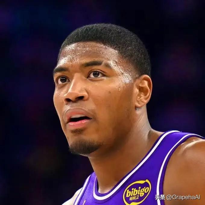 据湖人自媒体LakeShowYo报道，前NBA球员，现篮球评论员约翰-沃尔在近日