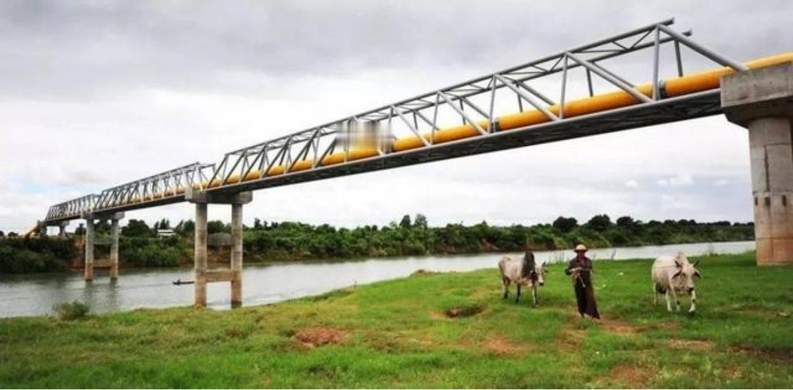缅甸是一个奇葩的国家，地球上找不出第二个。它甚至不算一个真正意义的国家。近1-3