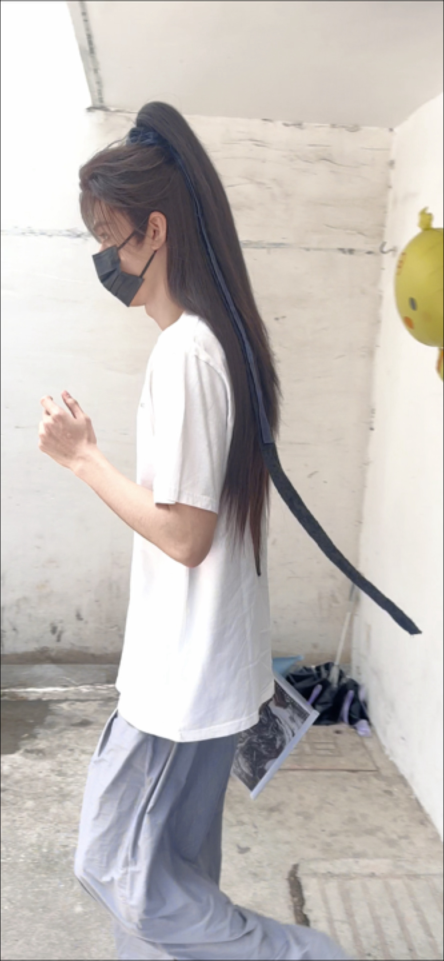 发带飘起来喽 