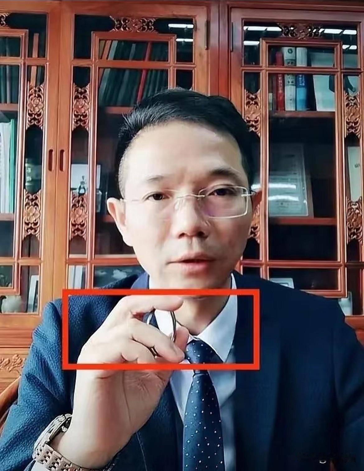 28年沉默被打破！
两位关键证人终于开口，
真相的脚步越来越近…

   等了整