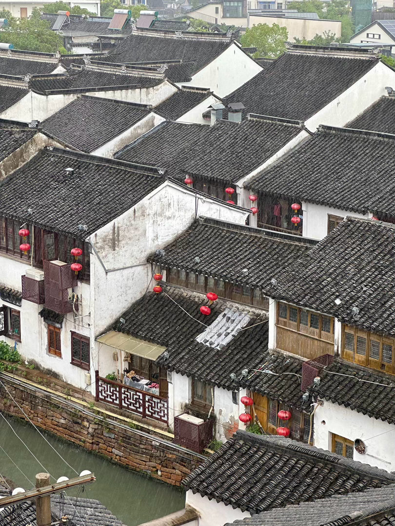 苏州北桥一起入戏 北桥把苏州的烟火和古韵揉在一起，村子里热闹鲜活，雅集清静闲适，