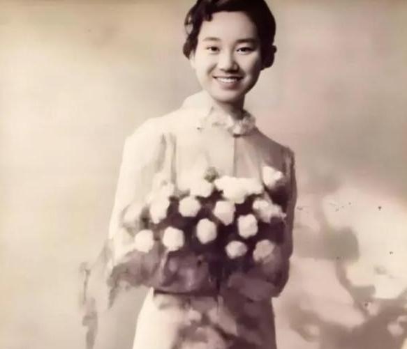 1945年8月，在滑县解放的前夜，贾林秀被叛徒吴蓝田的匪部抓捕。敌人先是用皮鞭、