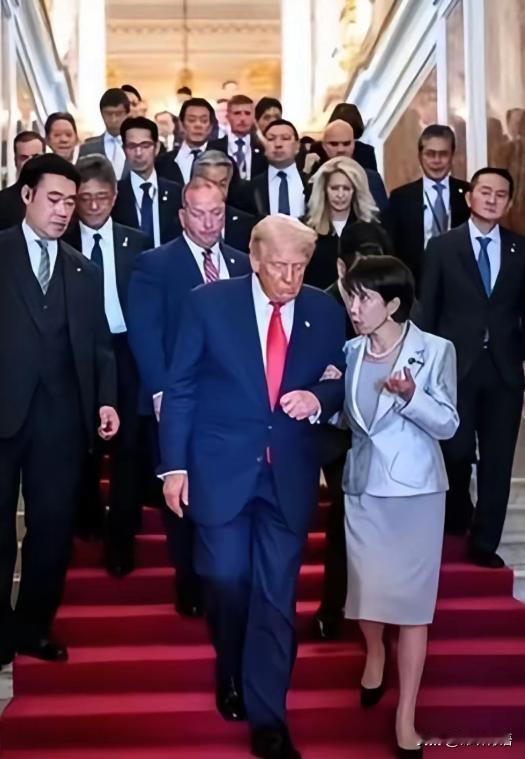 大年初一这天，日本东京发生了一件事：3名驻日美军士兵趁着放假的闲暇，先后悄悄溜进