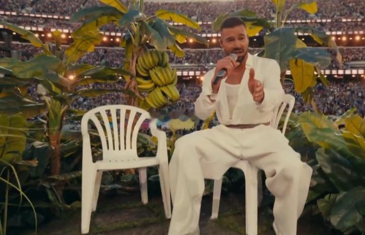 超级碗中场秀 2026年超级碗在旧金山李维斯体育场上演，中场秀拉开帷幕。波多黎各