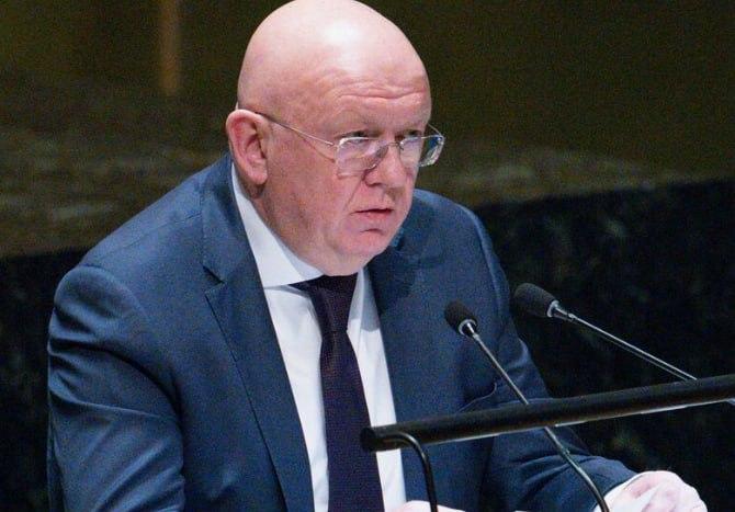 俄常驻联合国代表涅边贾在安理会紧急会议上严词指控：乌军对斯塔罗比尔斯克职业学院宿