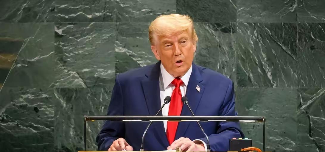 2026年4月，美国总统特朗普的“突然失踪”引爆了网络与媒体圈。

在美联社传出