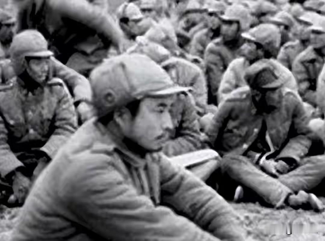 黄埔二期杨文瑔：从操场起步，一生被绑定的军人宿命
 
1924年，广州黄埔，杨文