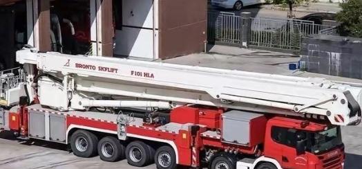 我国是出了名的制造大国，连火箭和航母都能造出来，为何要花2400万人民币，重金购