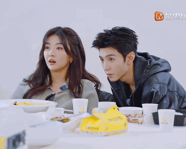 他俩这段互动我简直可以代入江林的婚宴了[允悲] ​​​
