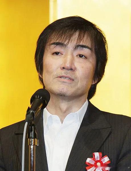 【东野圭吾在华版税曾超5000万，东野圭吾创作多次因治疗中断】7月27日，据央视