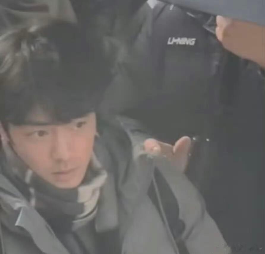 刘铮亮你知道我等你等得多辛苦吗终于等到你了 