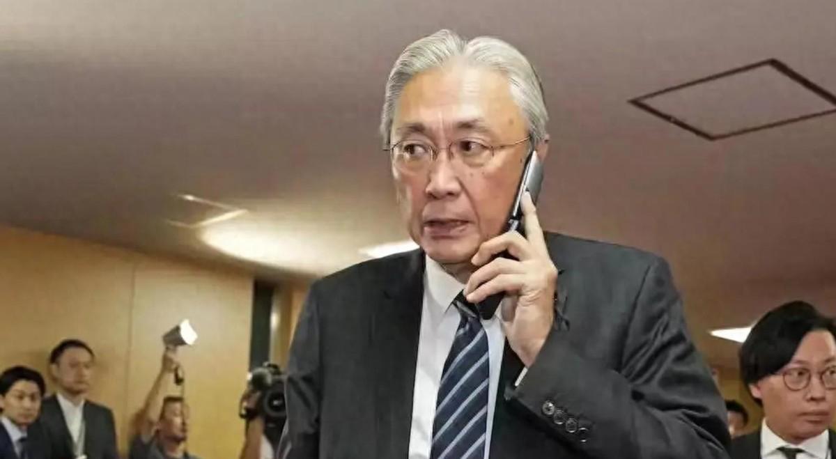 俄罗斯早就发过严厉警告：“如果中国一直盯着日本，那战争还没打响，就已经赢了一半。